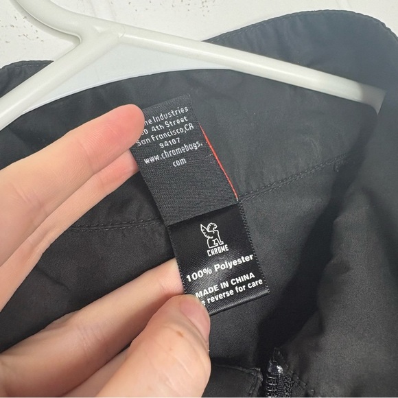 CHROME Industries Black Full Zip Stand Collar Snap Pocket Windbreaker Small - Picture 7 of 10